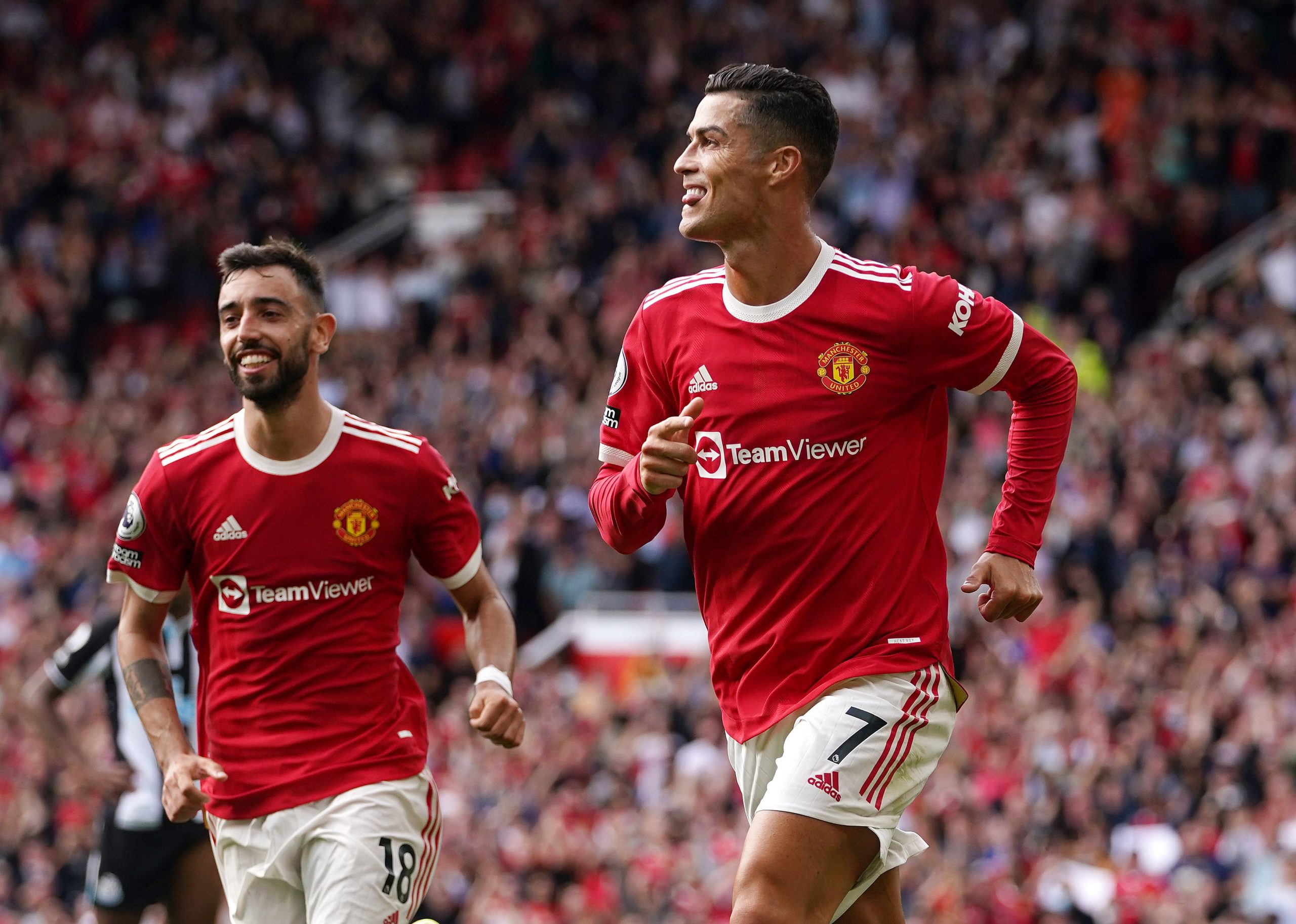 Impactul lui C. Ronaldo la United: Jucătorii nu s-au atins de desert